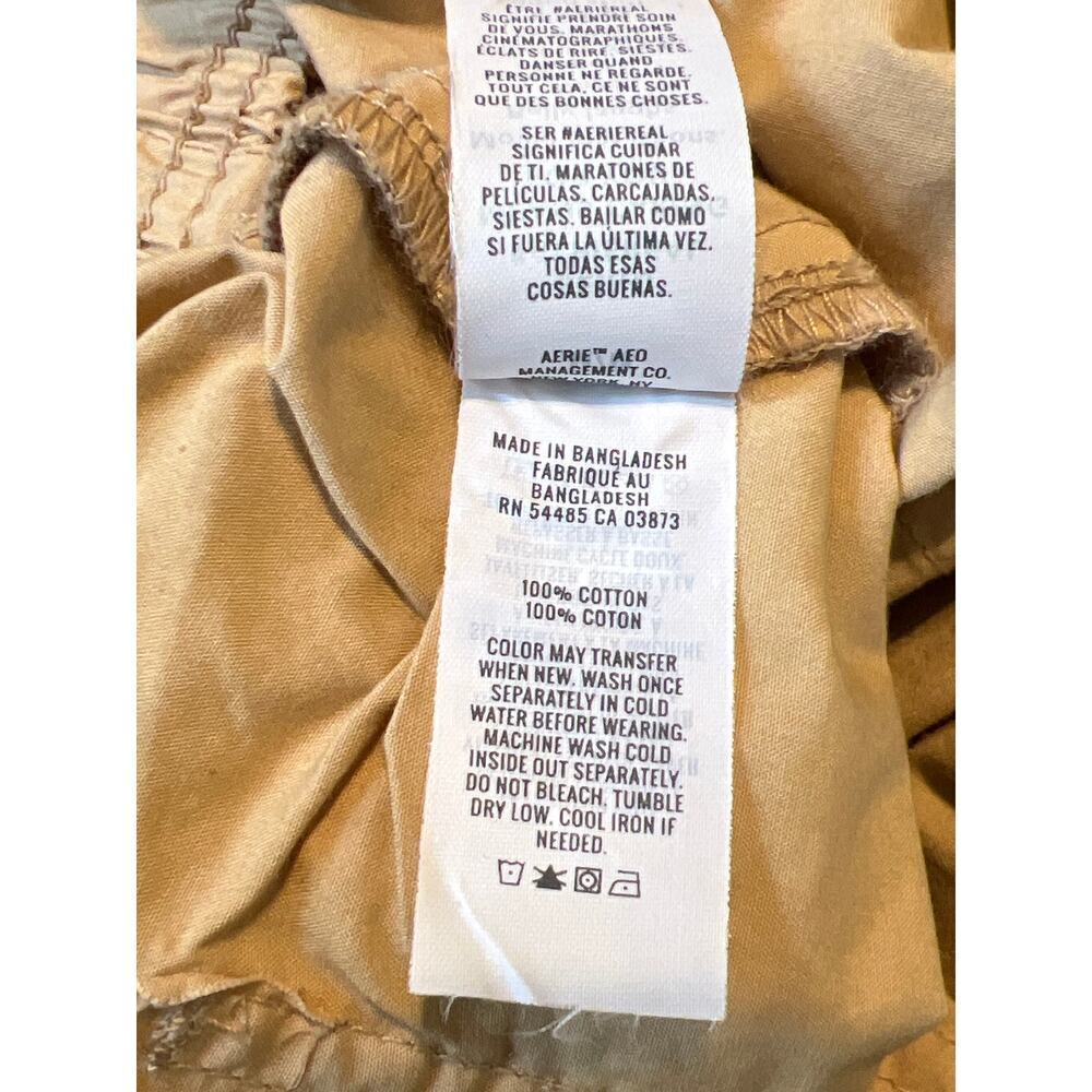 Aerie Avenue Baggy Cargo Pant. Khaki. Size Medium - Picture 9 of 9